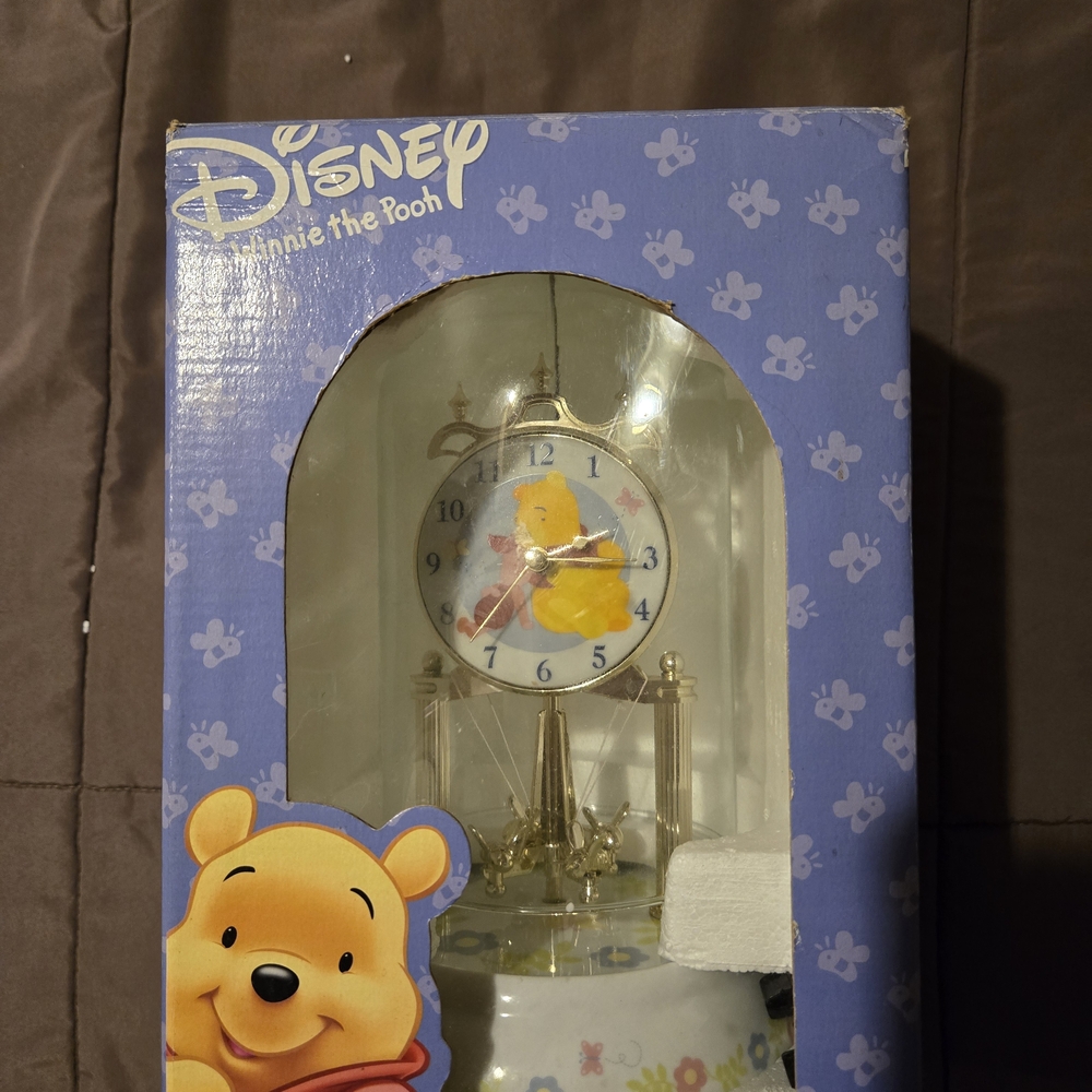 Disney Winnie the Pooh Clock
